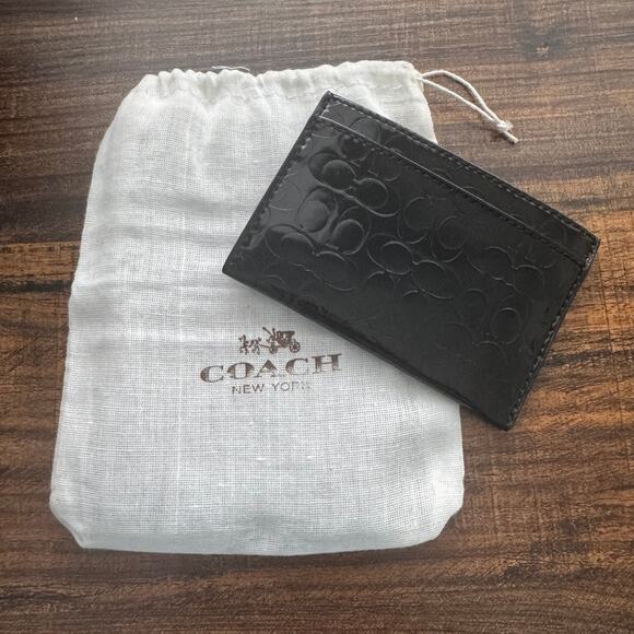 New Coach Embossed Liquid Gloss Patent Card Case in Black w/ Dust Bag - Picture 2 of 12